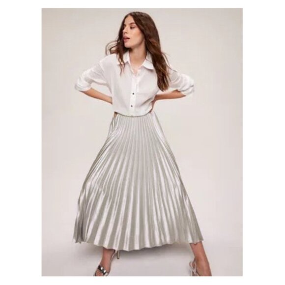 Tulle’a | Pleated Metallic Midi Skirt | NWT - Picture 6 of 11
